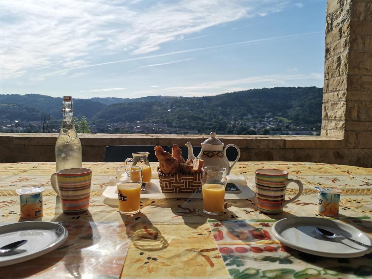 Le Senechal Bed & Breakfast Villefranche-de-Rouergue Luaran gambar