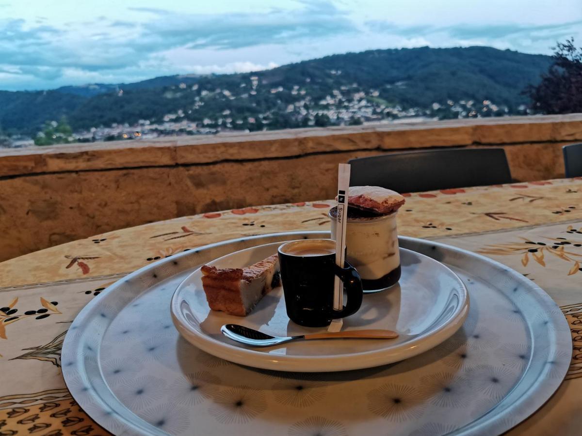 Le Senechal Bed & Breakfast Villefranche-de-Rouergue Luaran gambar